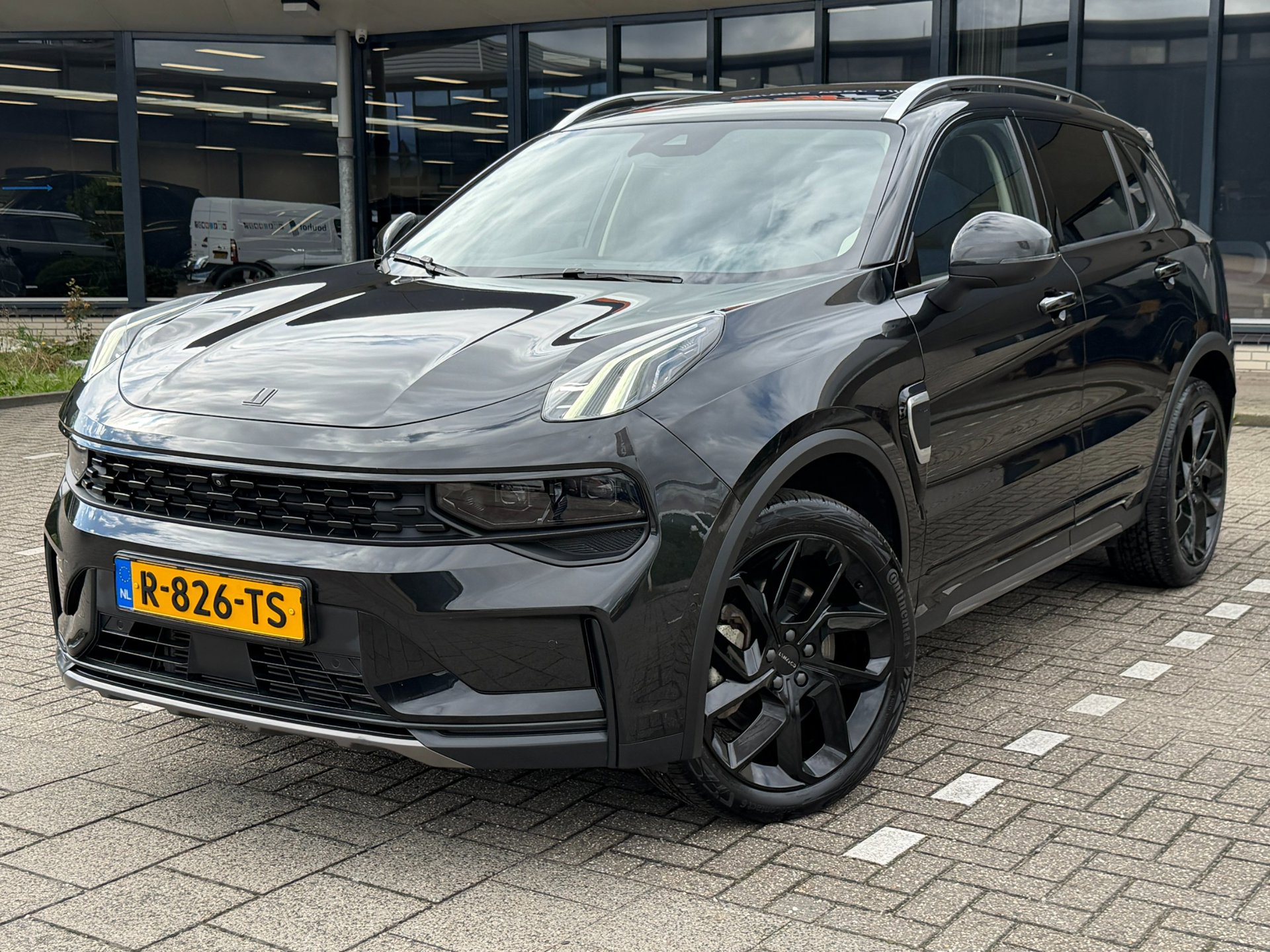 Foto van Lynk & Co 01