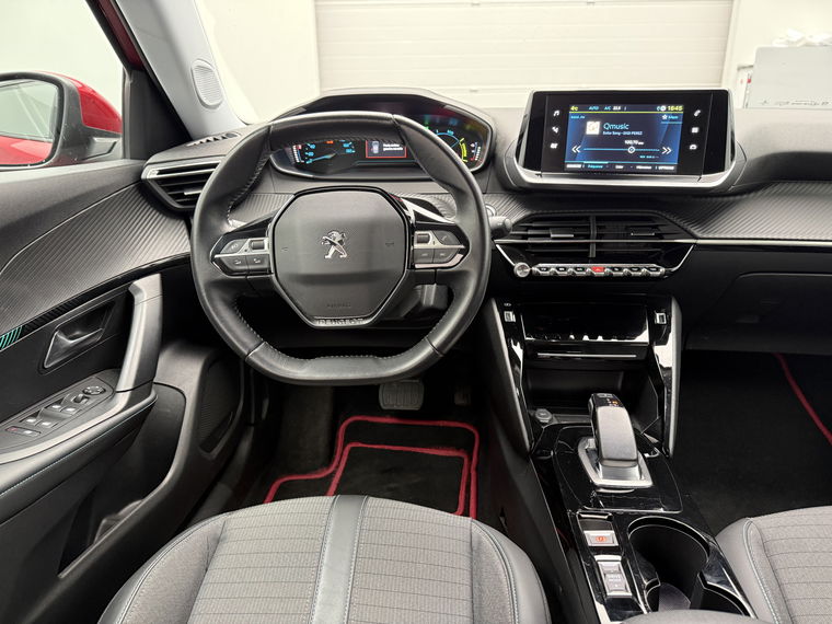 Peugeot e-2008