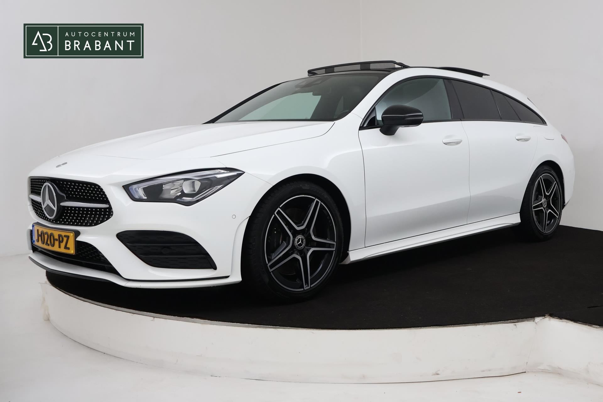 Foto van Mercedes-Benz CLA-Klasse