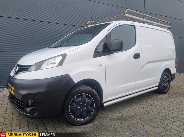 Nissan NV200