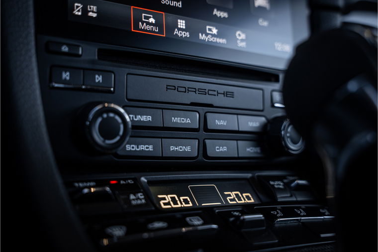 Porsche 911