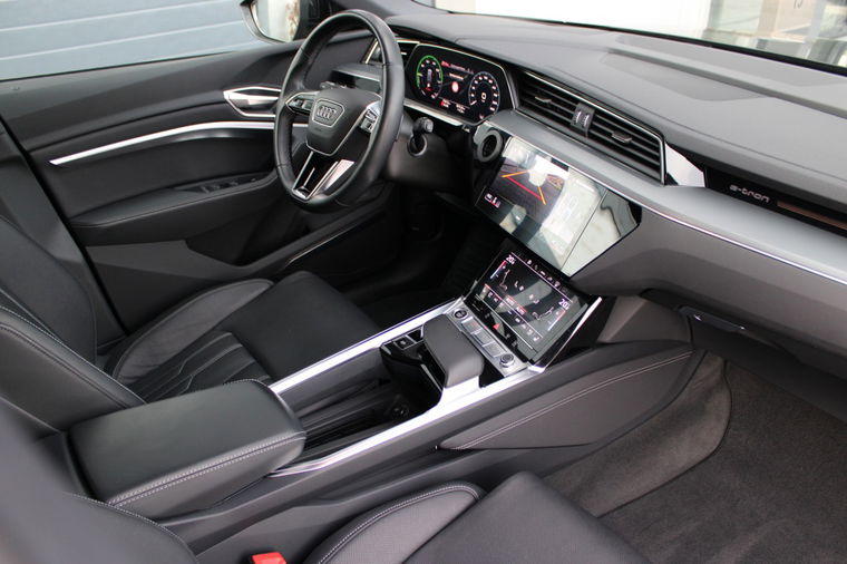 Audi Q8 e-tron