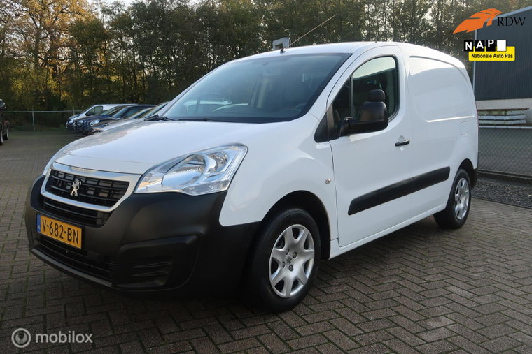 Foto van Peugeot Partner