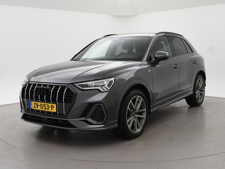 Audi Q3 foto 1