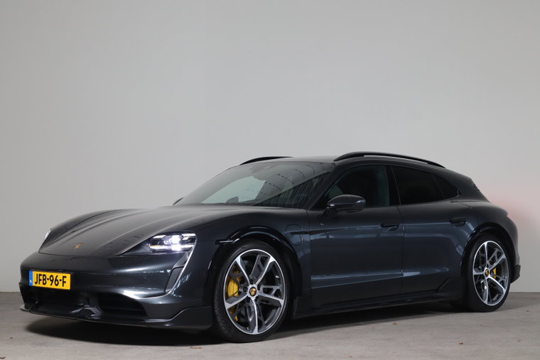 Foto van Porsche Taycan