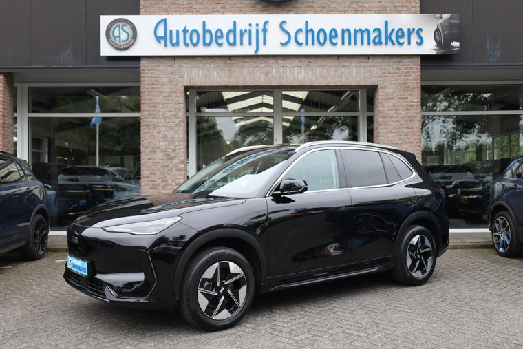 Foto van Geely E5
