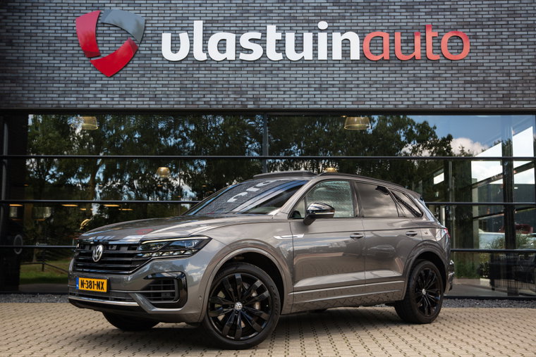 Volkswagen Touareg foto 1