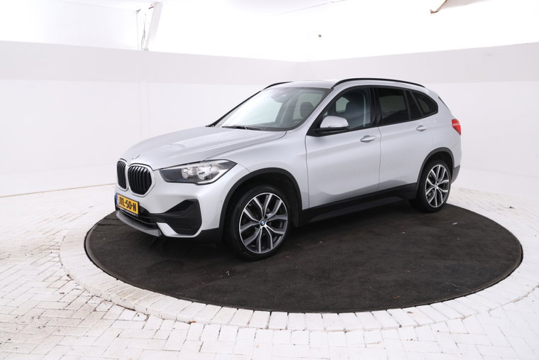 BMW X1 foto 1