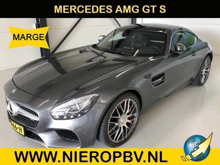 Mercedes-AMG GT foto 1