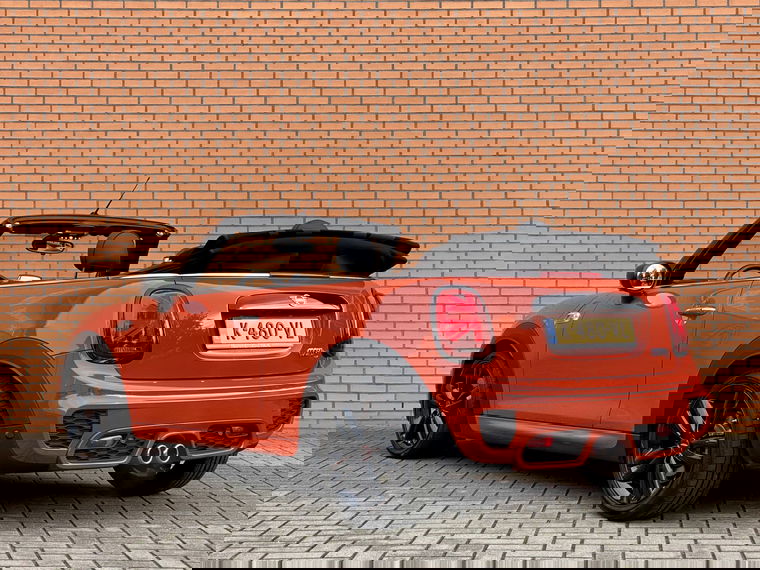 MINI Cabrio