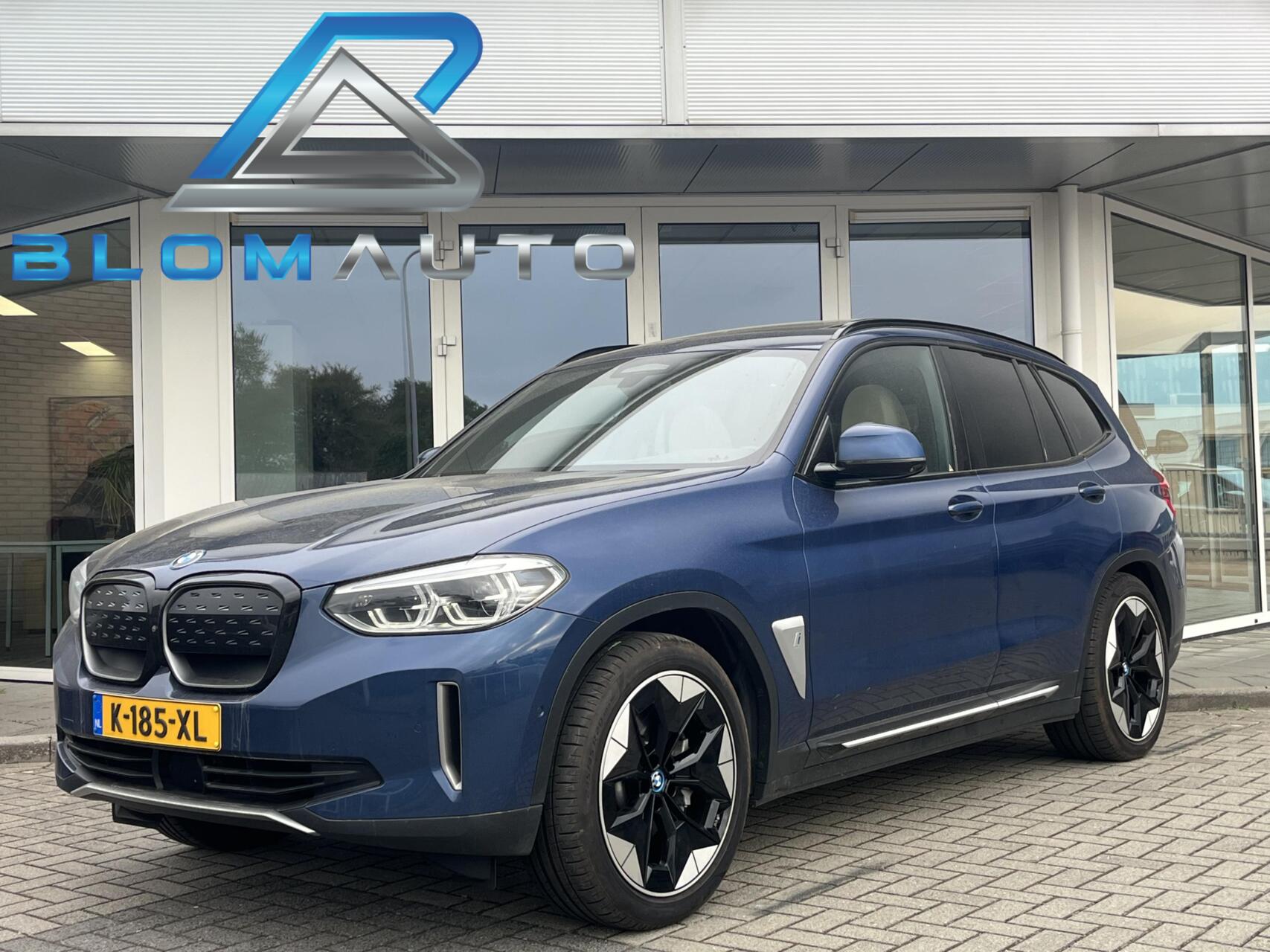 Foto van BMW iX3