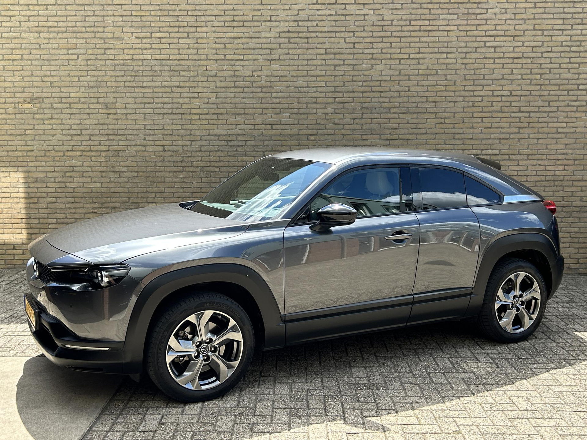 Foto van Mazda MX-30