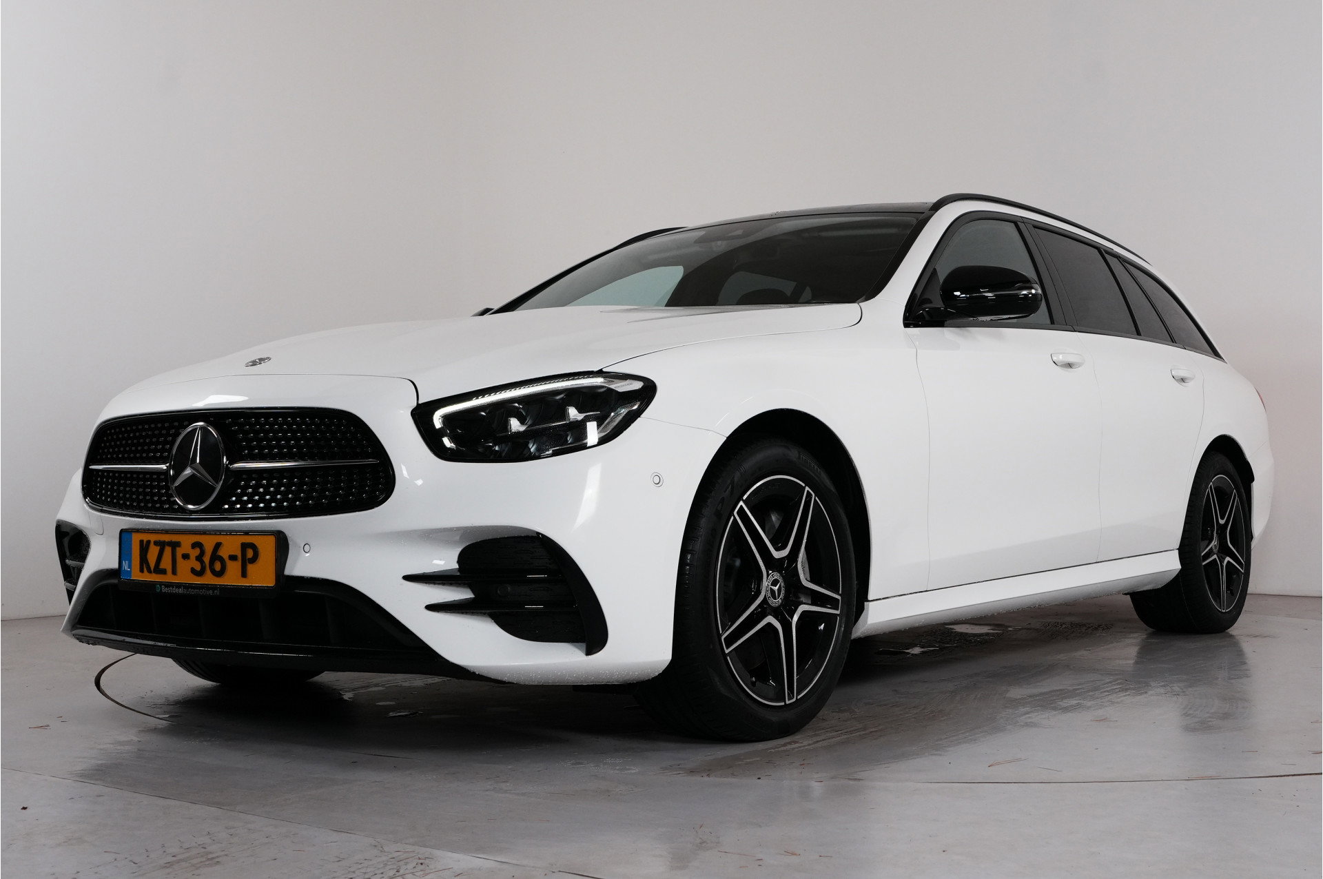 Foto van Mercedes-Benz E-Klasse