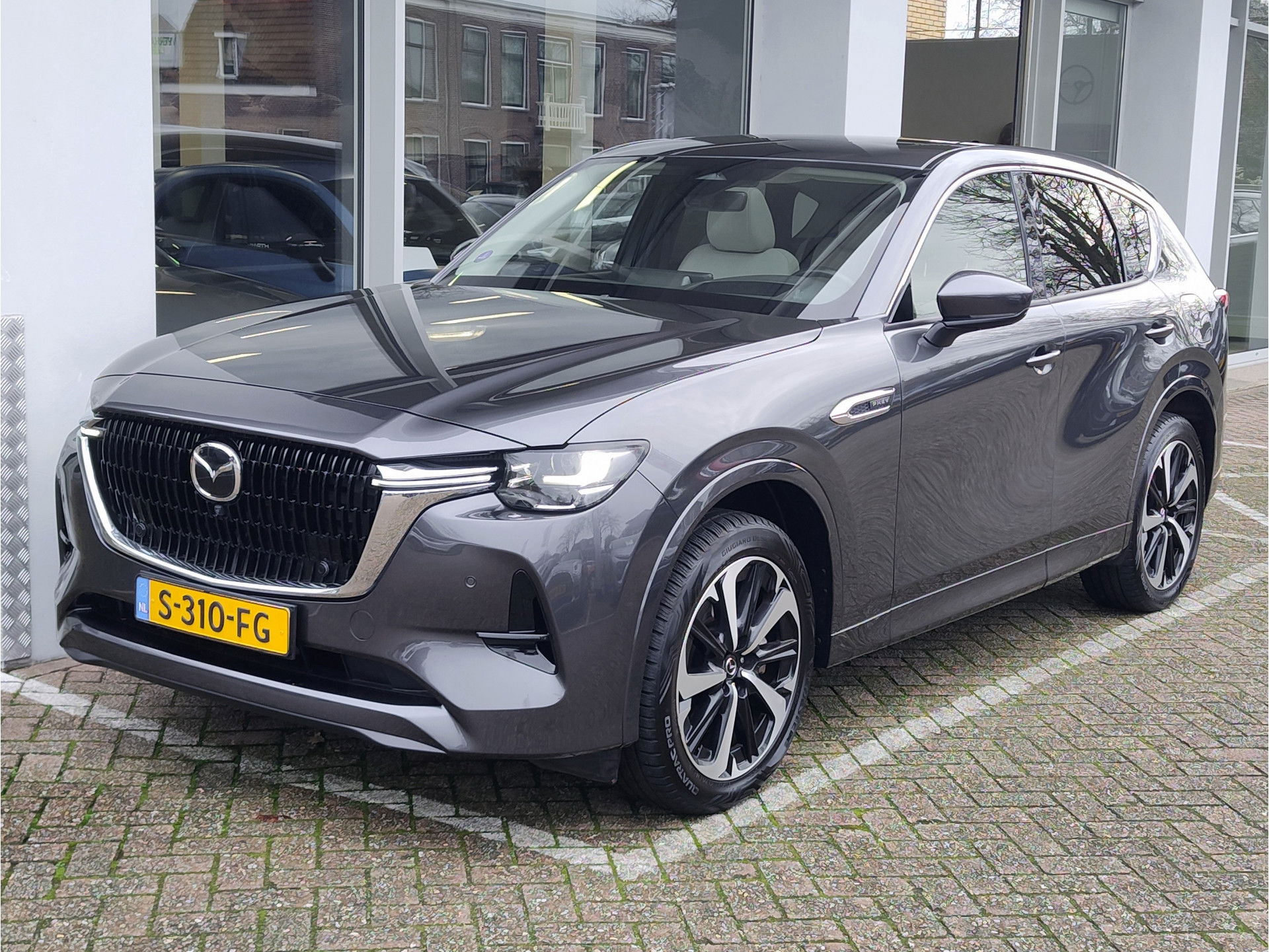 Foto van Mazda CX-60