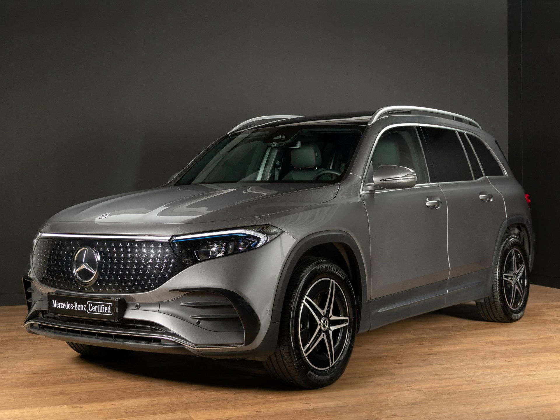 Foto van Mercedes-Benz EQB