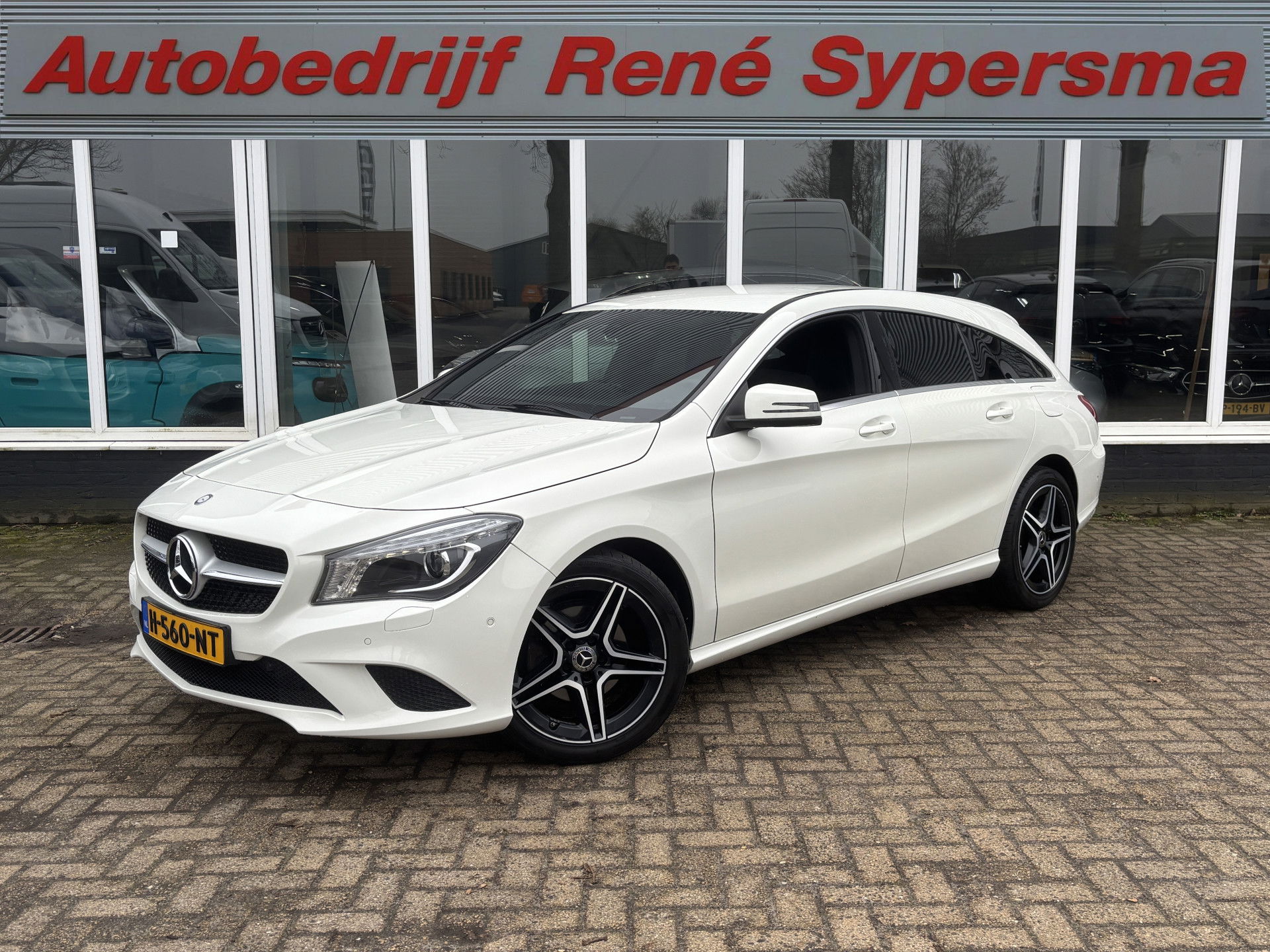 Foto van Mercedes-Benz CLA