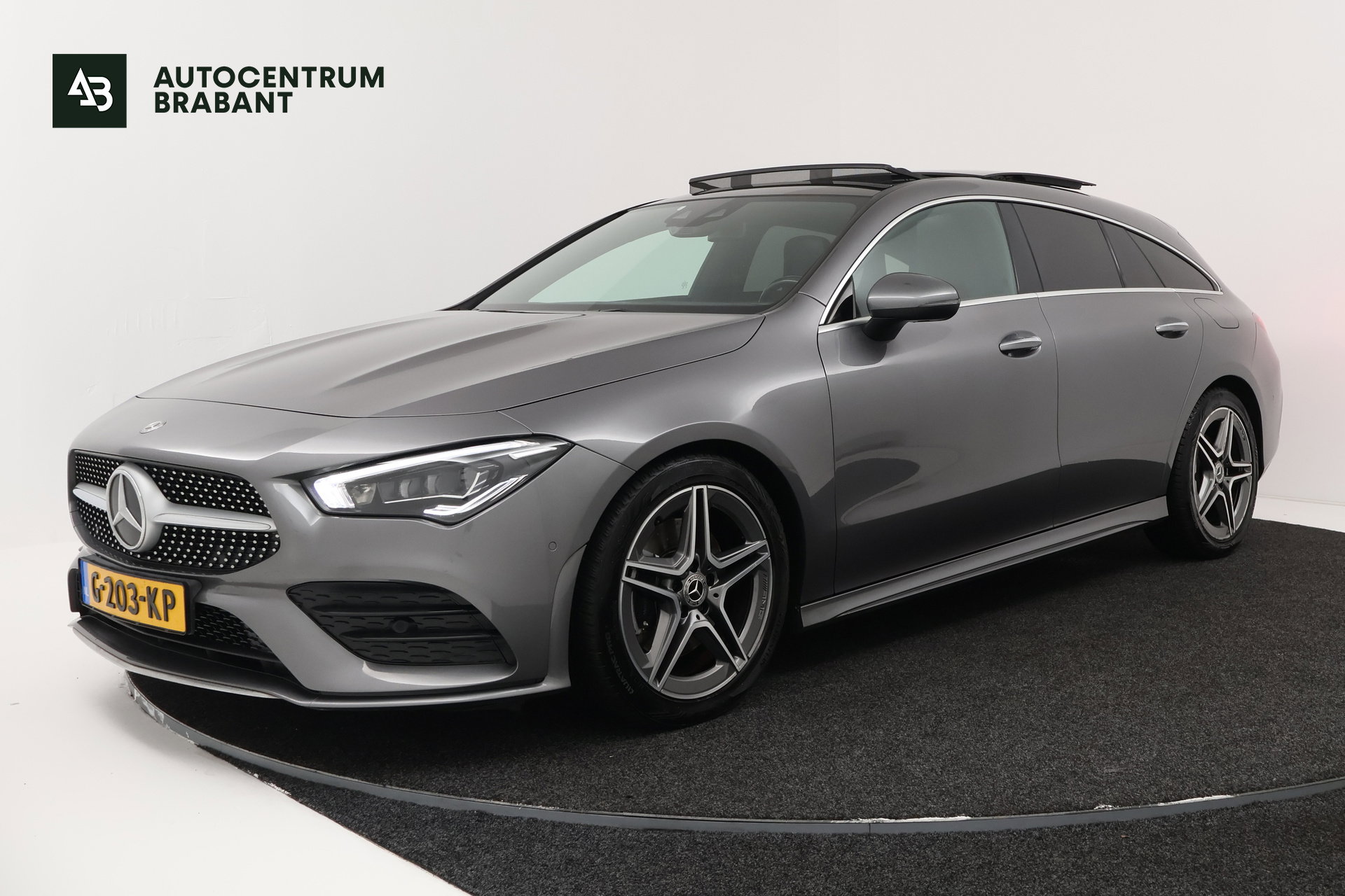 Foto van Mercedes-Benz CLA
