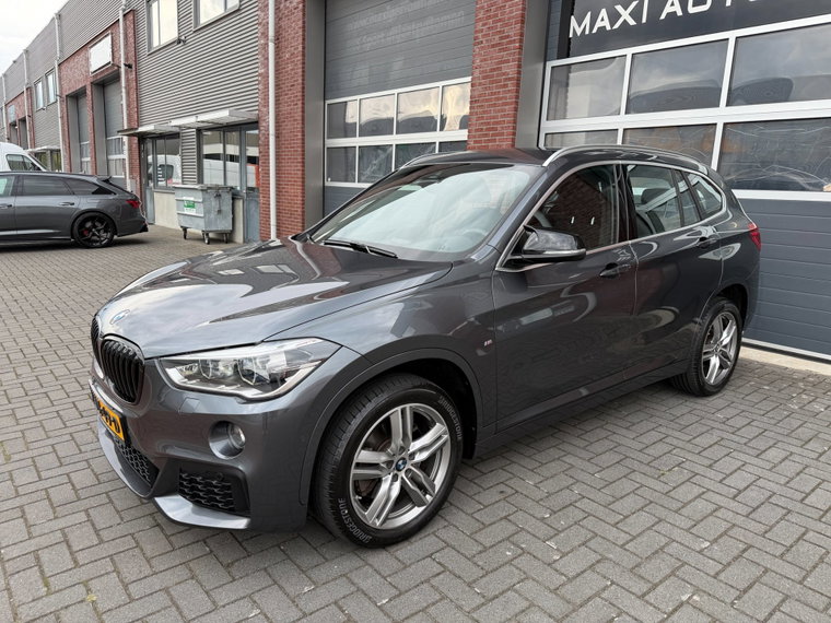 Foto van BMW X1