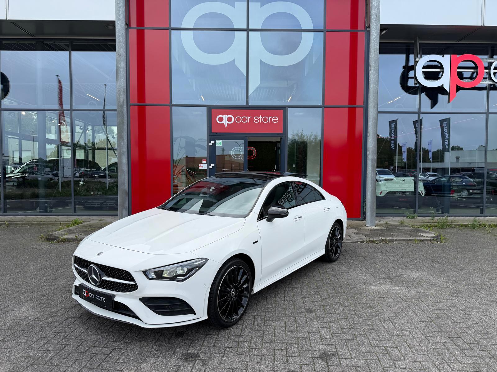 Foto van Mercedes-Benz CLA