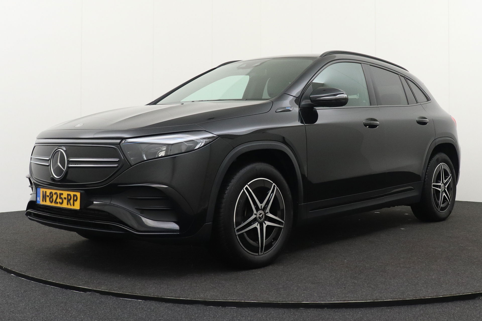 Foto van Mercedes-Benz EQA