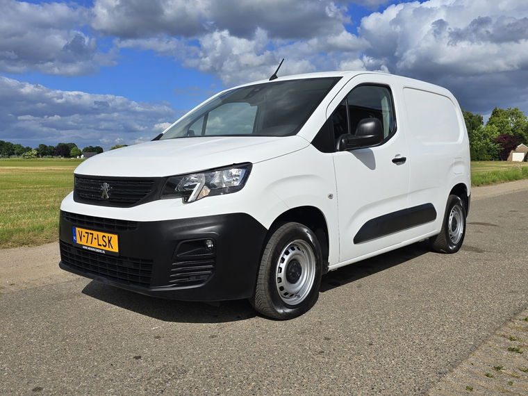 Foto van Peugeot Partner