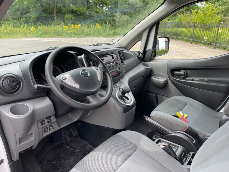 Nissan E-NV200