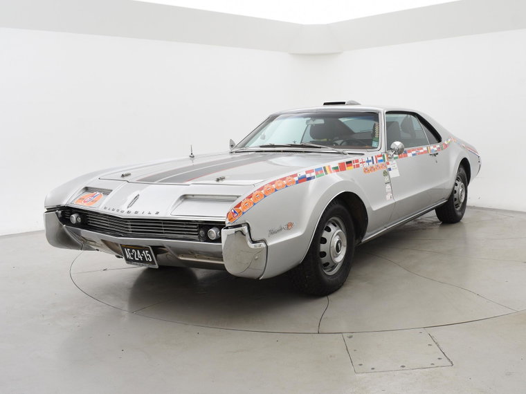 Oldsmobile Toronado foto 1