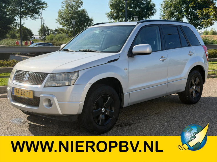 Suzuki Grand Vitara foto 1