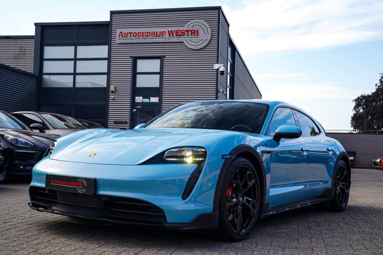 Porsche Taycan