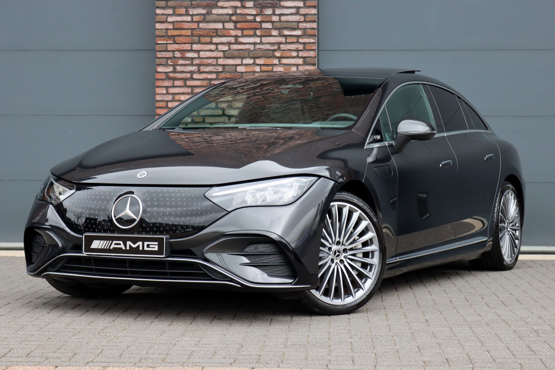 Foto van Mercedes-Benz EQE