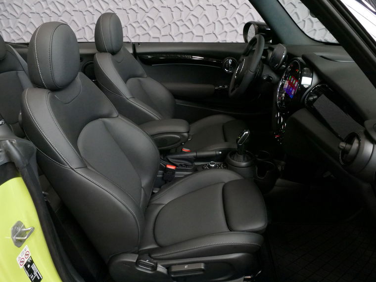 MINI Cabrio