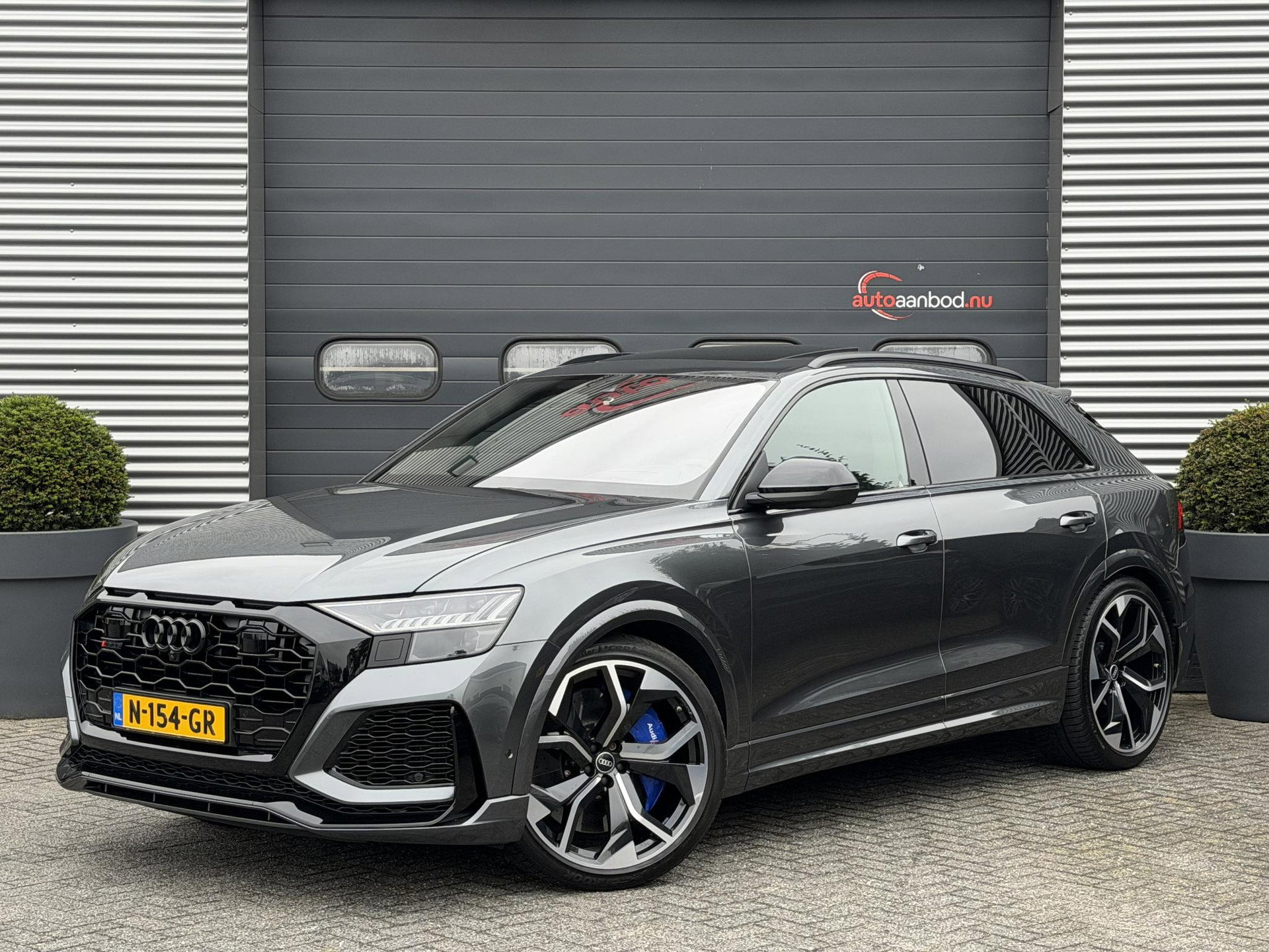 Foto van Audi RSQ8