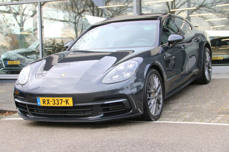 Foto van Porsche Panamera