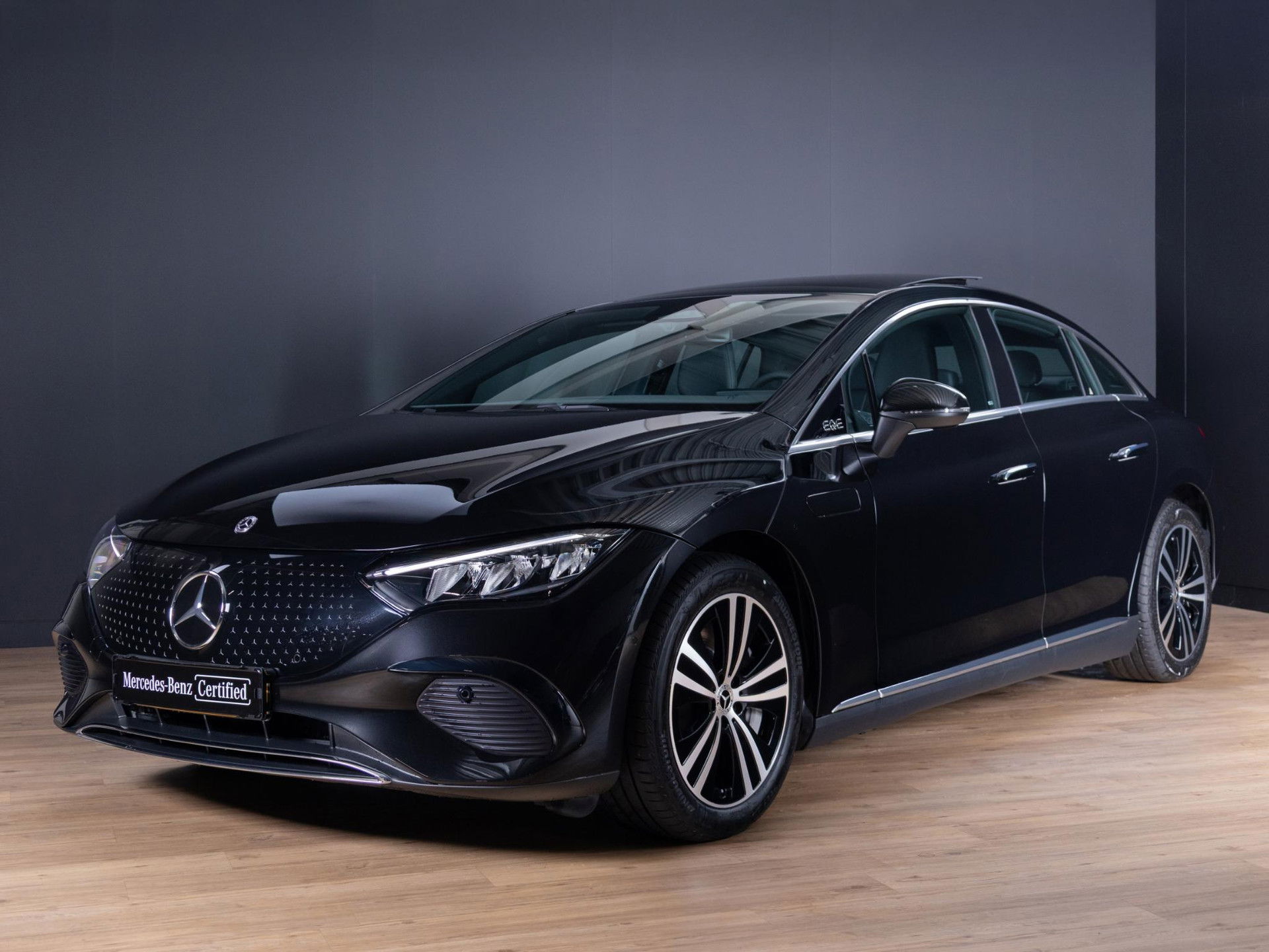 Foto van Mercedes-Benz EQE