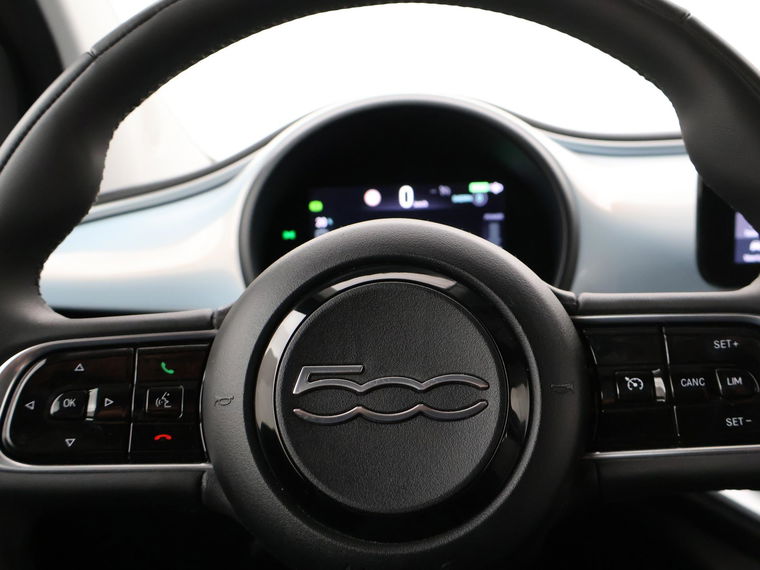Fiat 500E