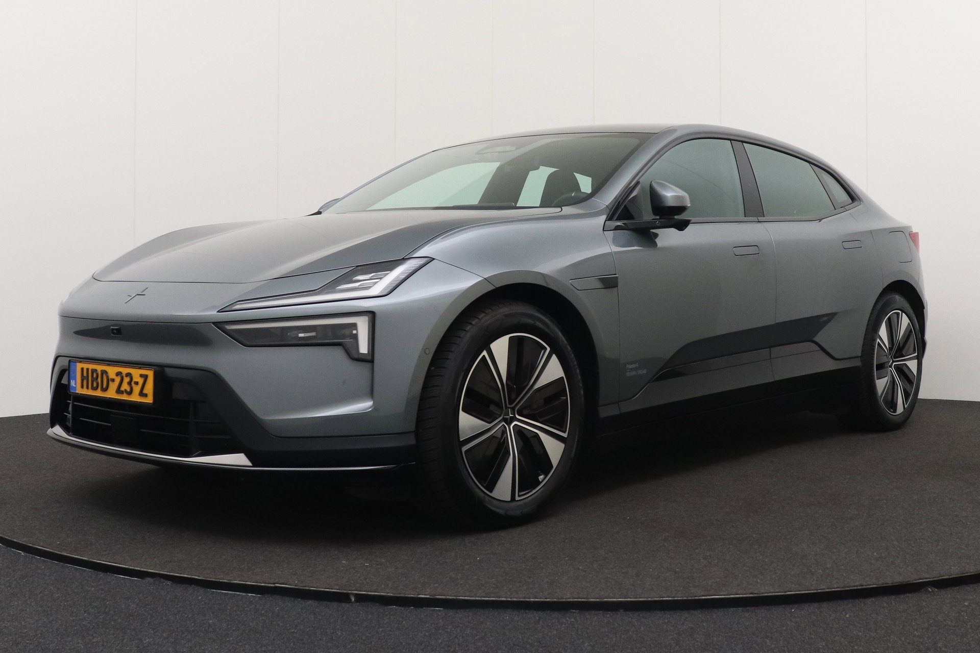 Foto van Polestar 4