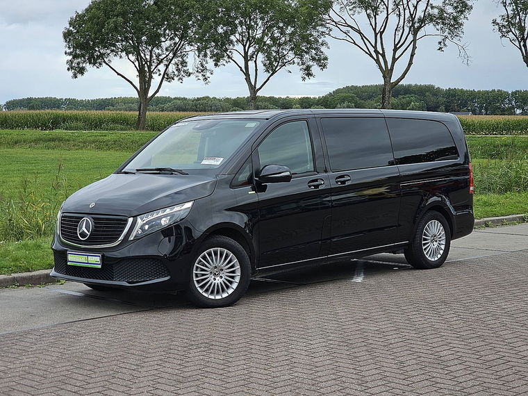 Foto van Mercedes-Benz EQV