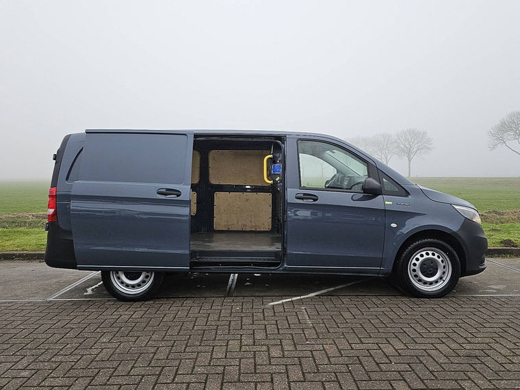 Mercedes-Benz eVito
