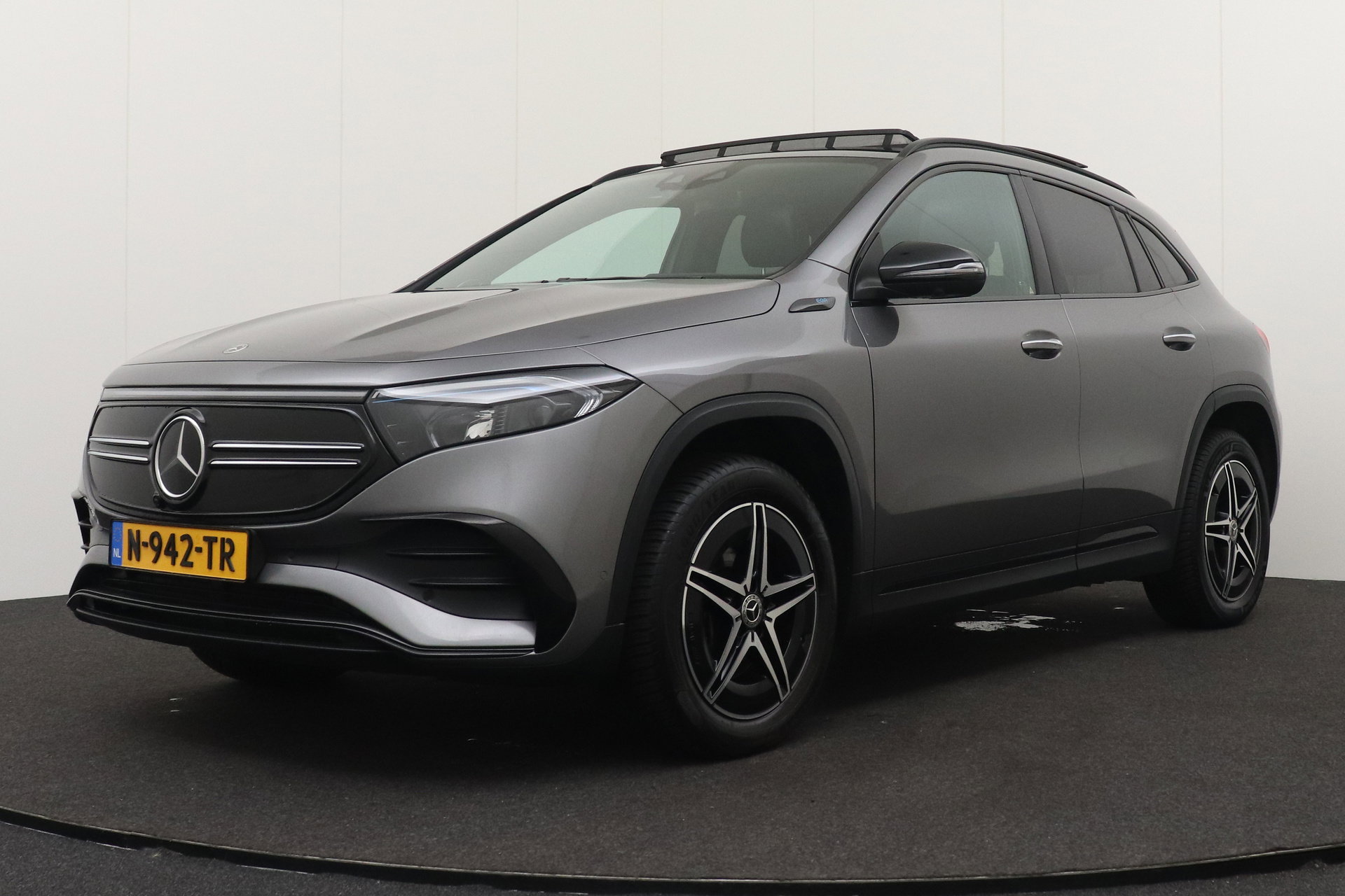 Foto van Mercedes-Benz EQA