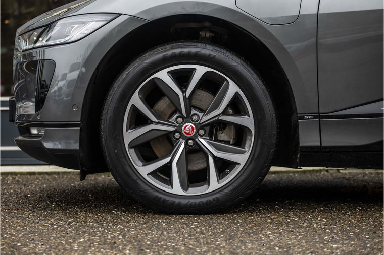 Jaguar I-PACE