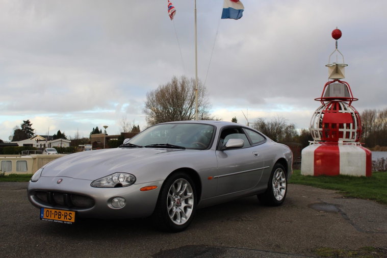 Jaguar XK foto 1
