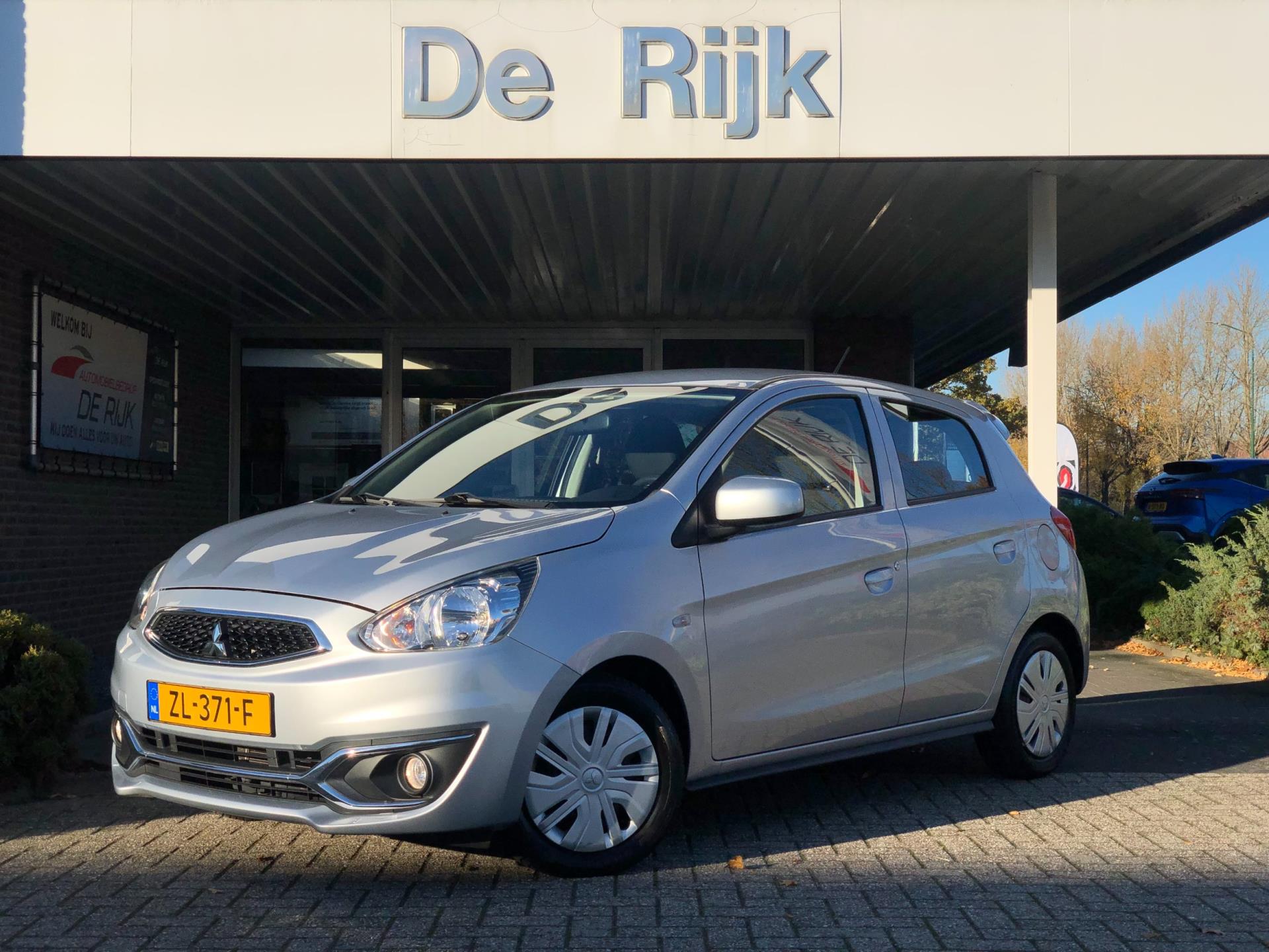 Foto van Mitsubishi Space Star