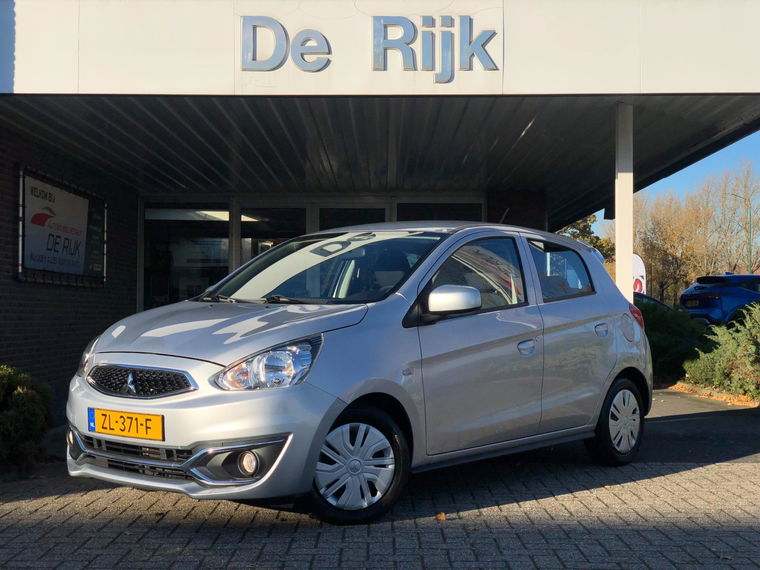 Foto van Mitsubishi Space Star