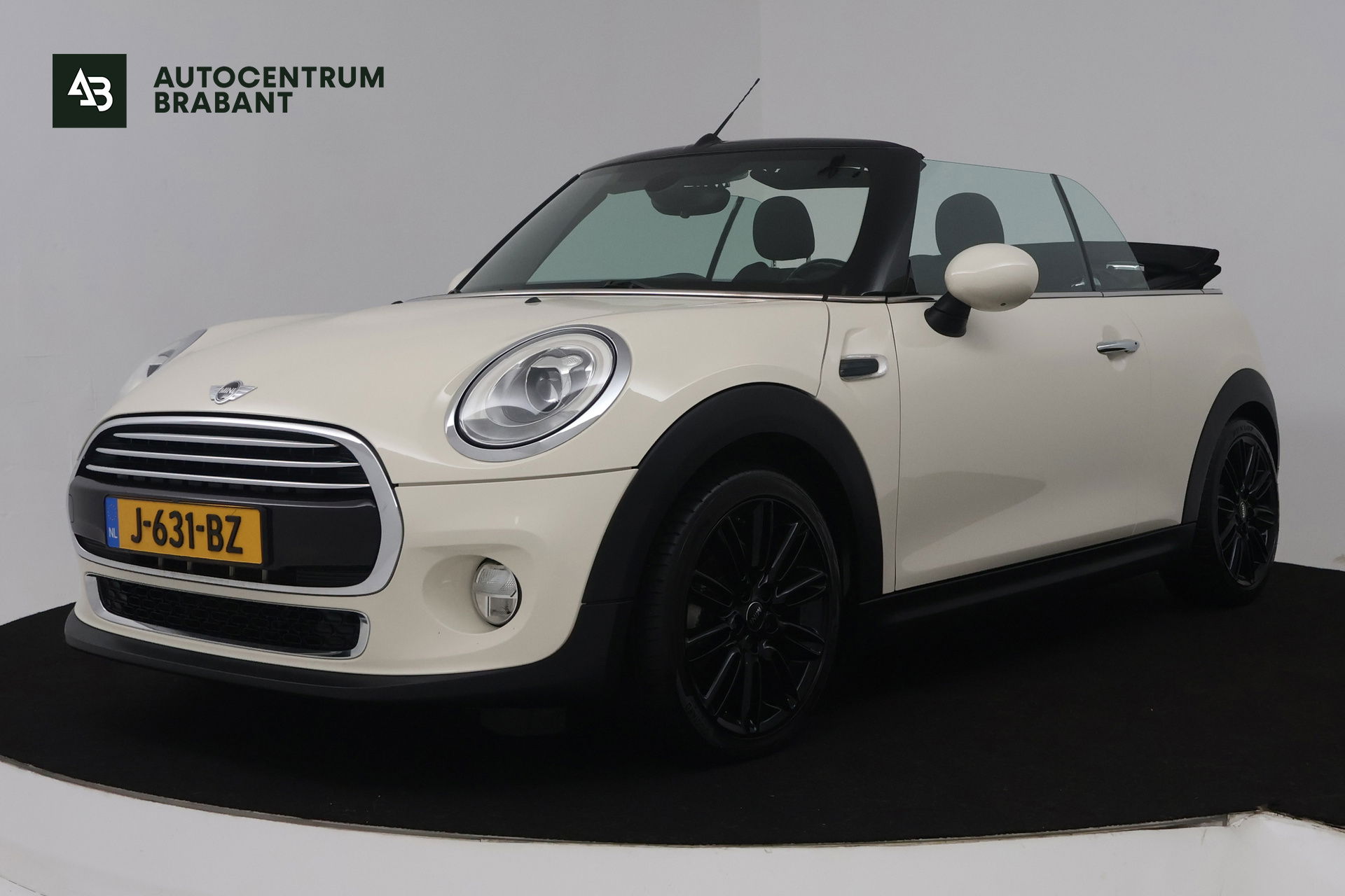 Foto van MINI Cooper Cabrio