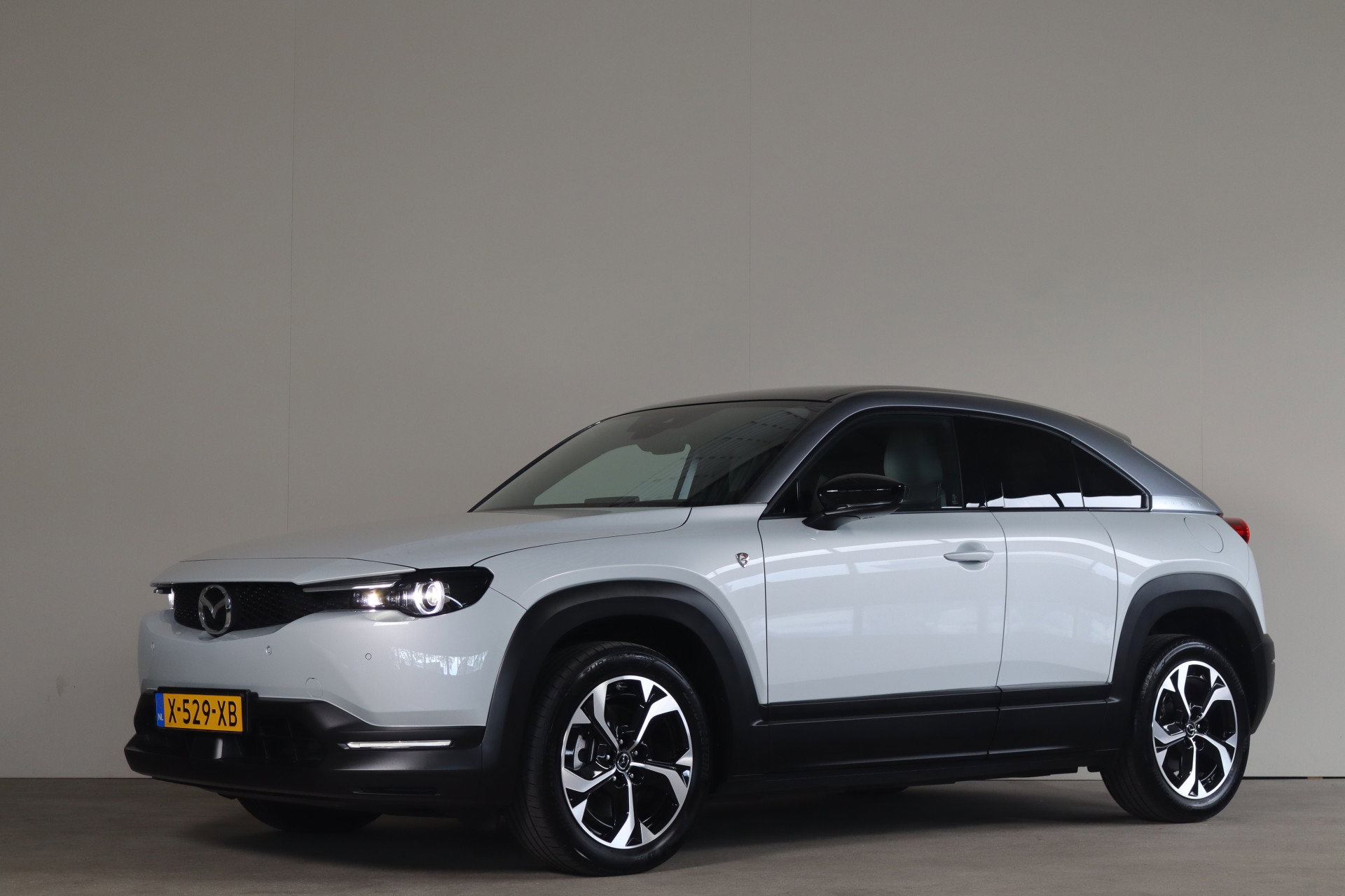 Foto van Mazda MX-30