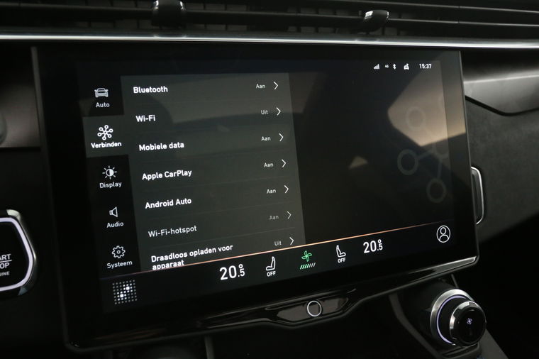 Lynk Co 01