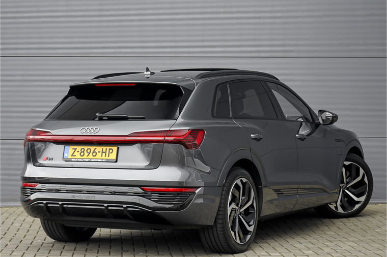 Audi Q8 e-tron