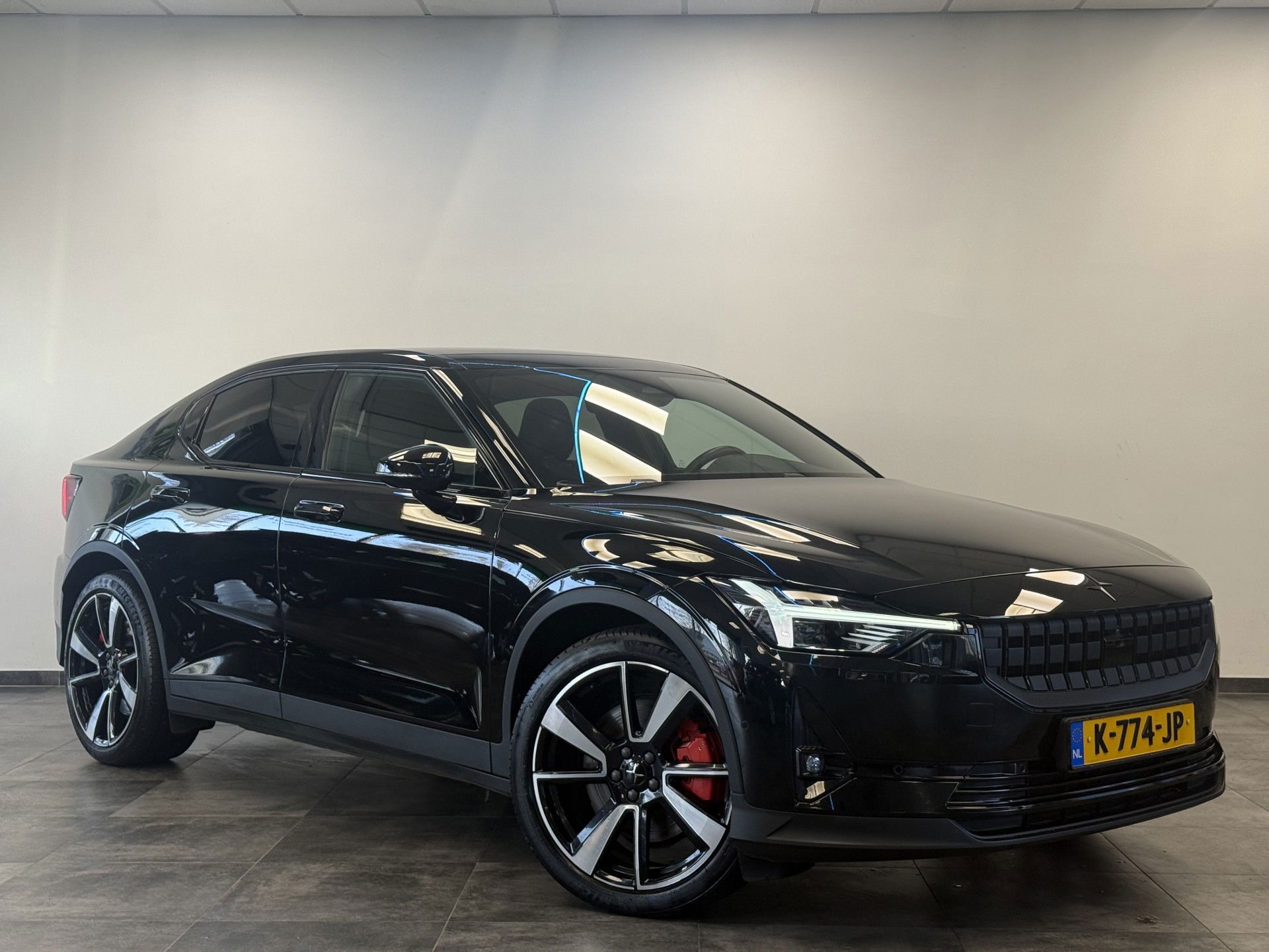 Foto van Polestar 2