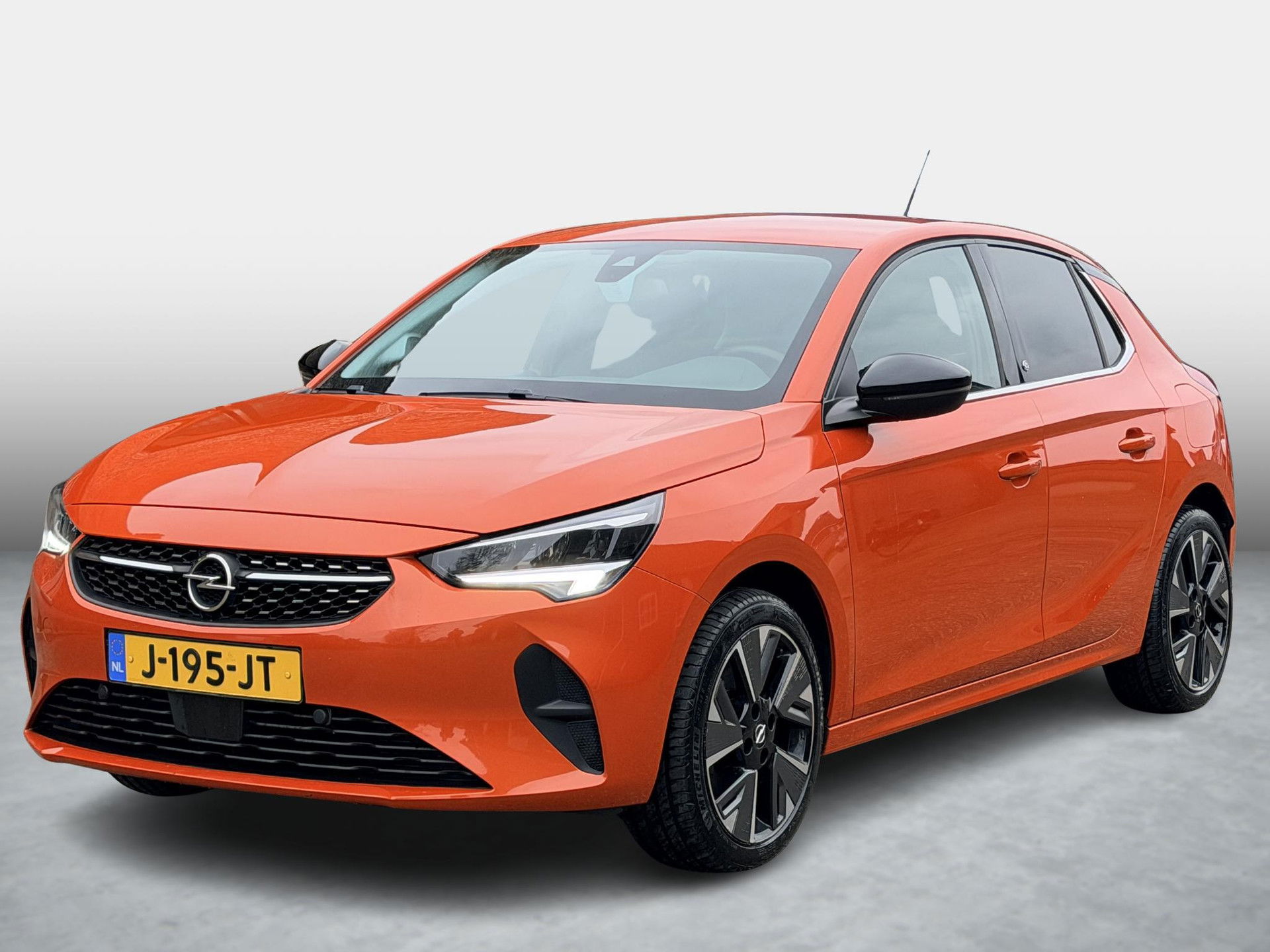 Foto van Opel CORSA-E