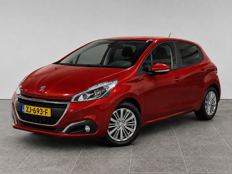 Peugeot 208 foto 1